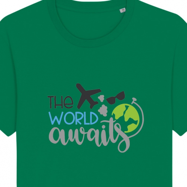 Tricouri personalizate cu mesaj the world awaits